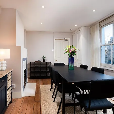 Vesto Three Bedroom Duplex Apartment In Clapham London Exterior photo